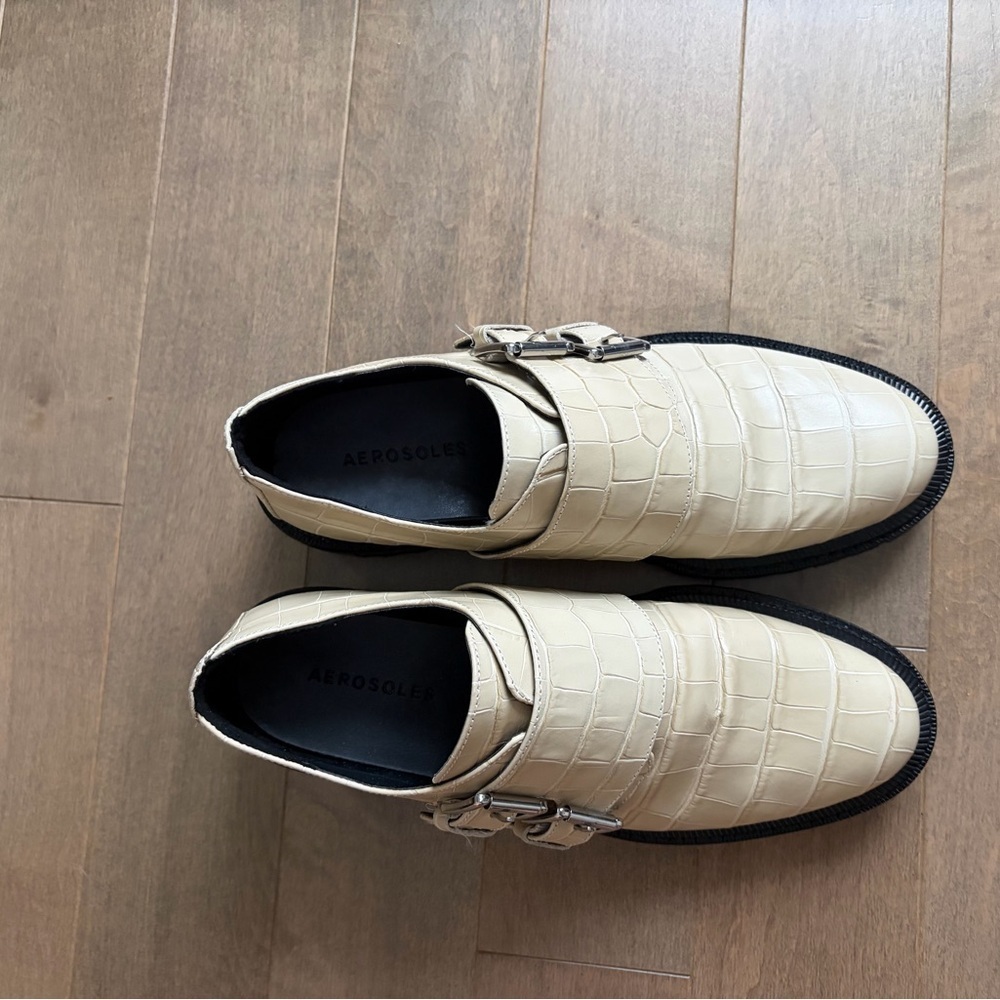 Aerosoles Womens Cream Leather Loafers size 8 - Picture 2 of 8